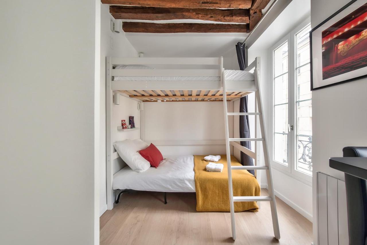 Apartment Lovely Mezzanine In The Heart Of 3m *
