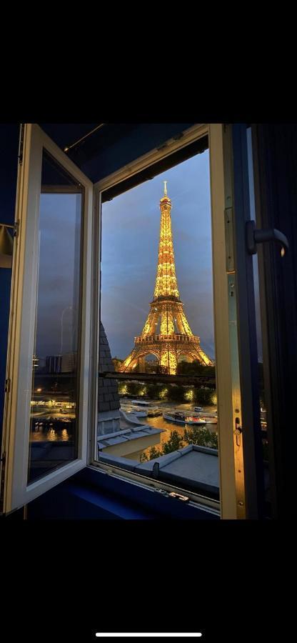 Apartment Eiffel Tower Romantic View