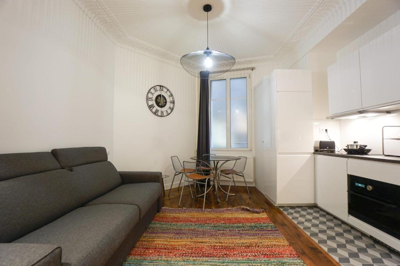 Large Flat At 2 Steps From The Eiffel Tower *