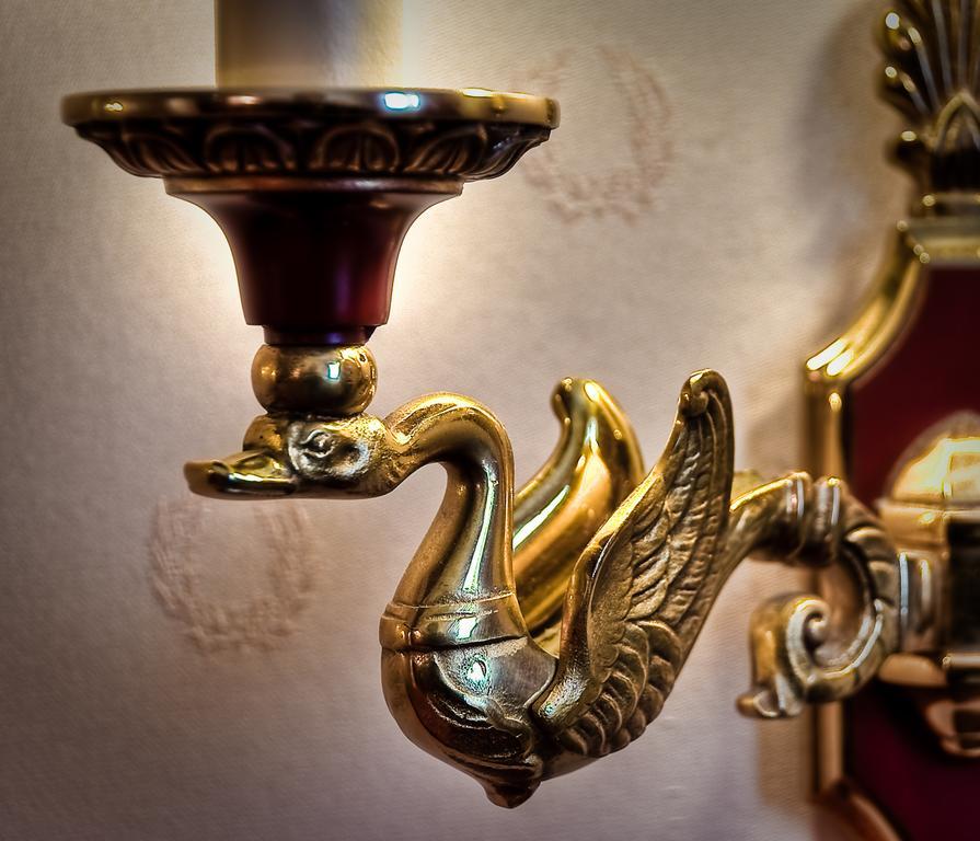Hotel De Varenne 4*