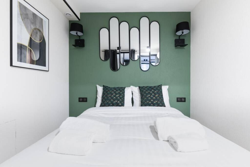 Hsh Parmentier-couronnes Ii Design 4p-1br *