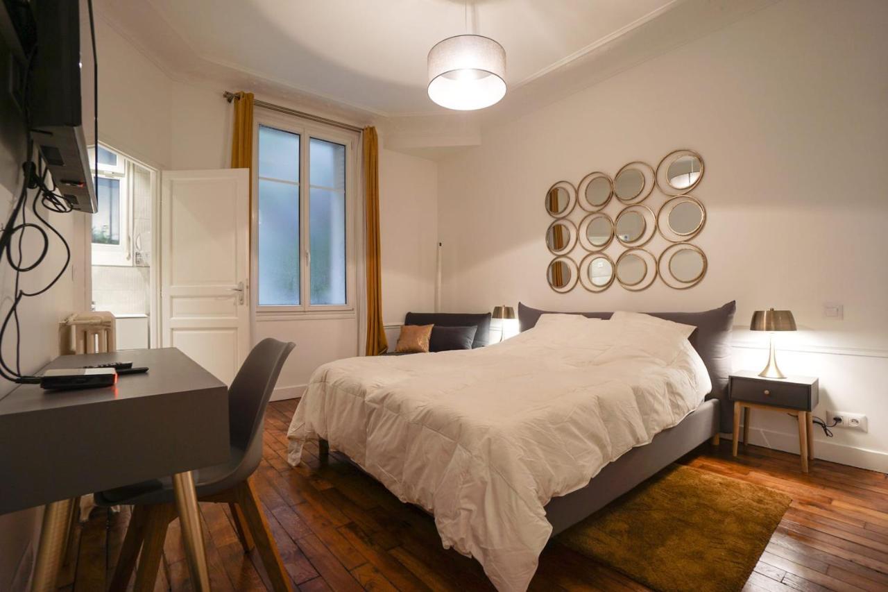 Apartment Large Flat At 2 Steps From The Eiffel Tower