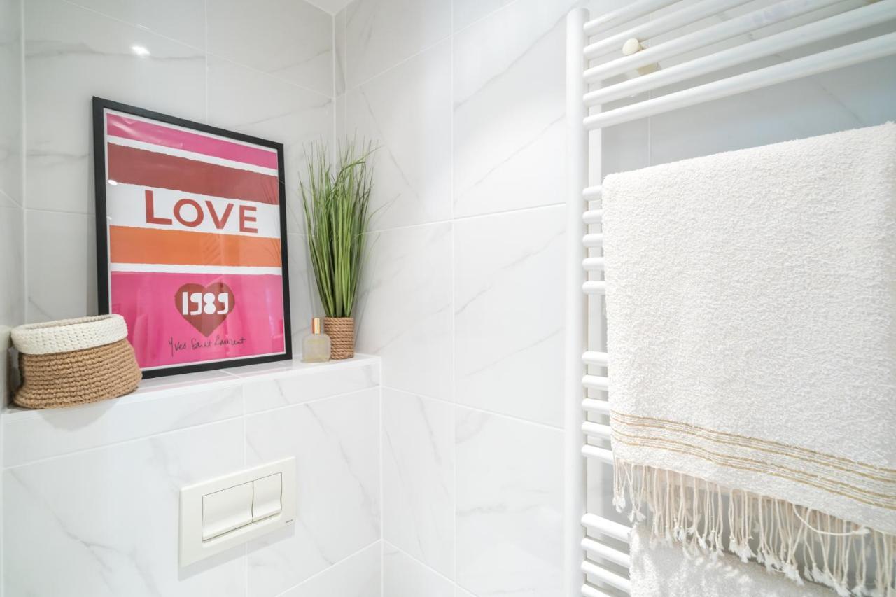 Apartment Happy - Eiffel Studio 2 Paris
