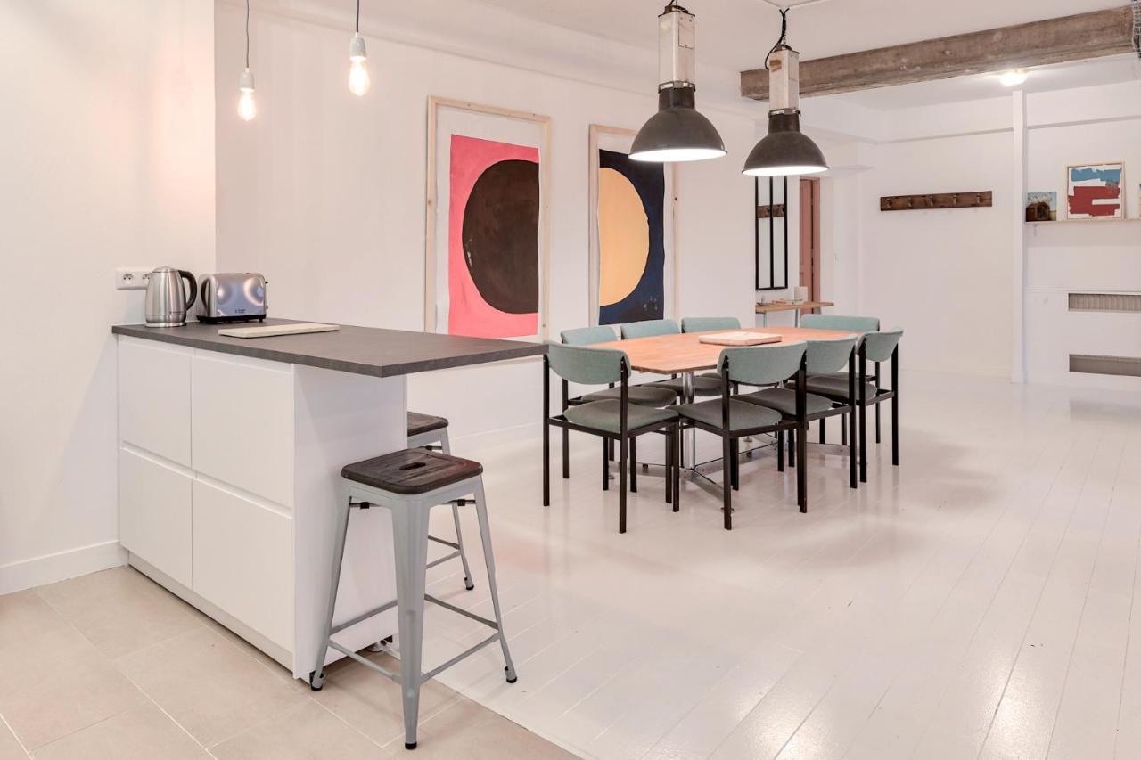 Apartment Artist And Design Loft - 10 Guests - 5 Min From Metro