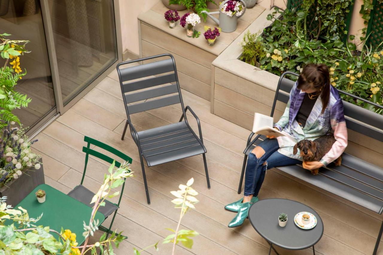 Longchamp Elysées Hotel 3*