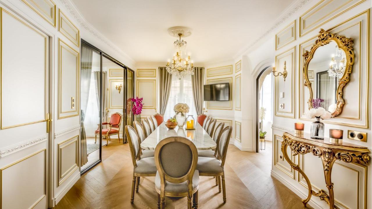 Merveil Signature - Valois - Louvre View *