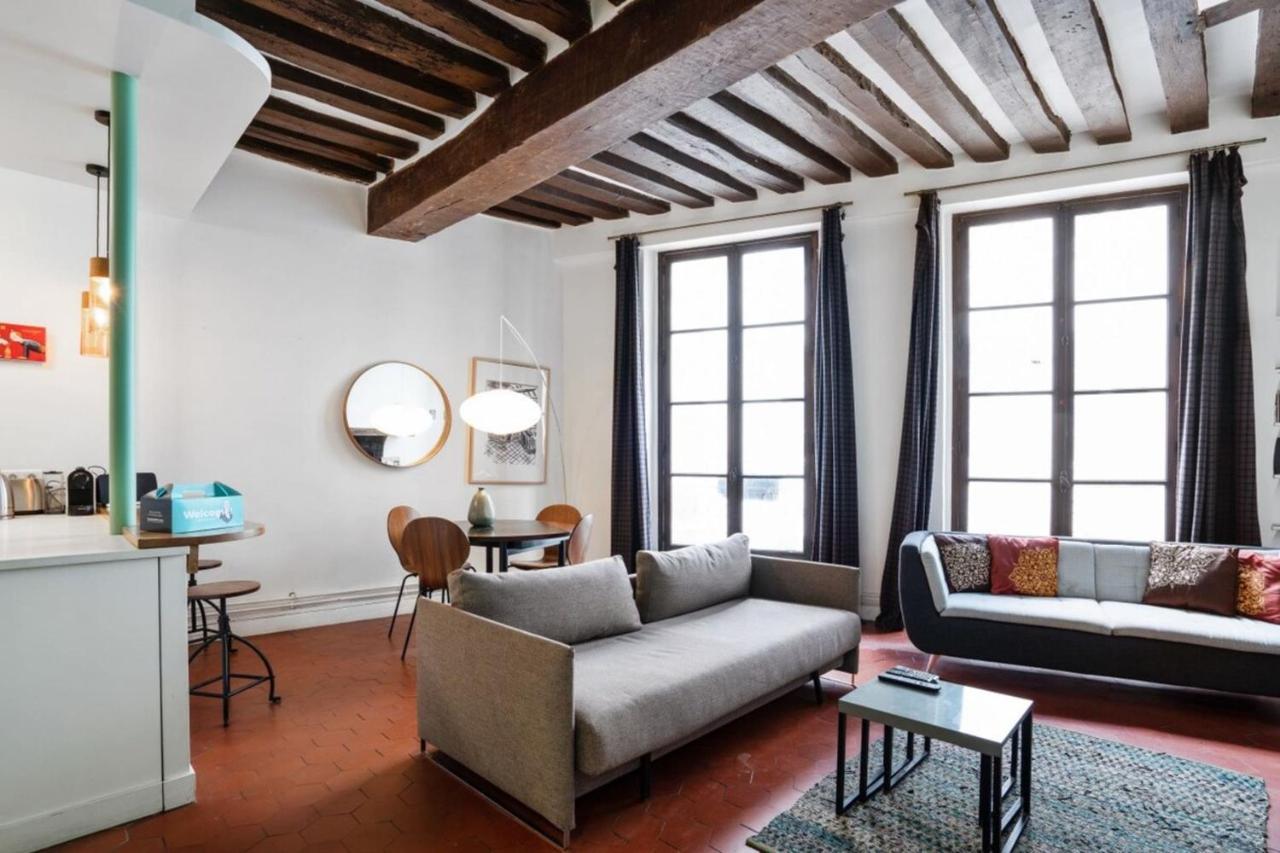 Appartamento Parisian With Terrace In Saint Michel-notre Dame *
