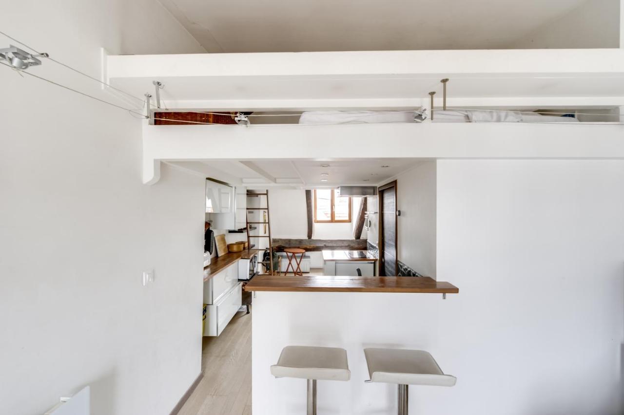 1st - Chatelet Les Halles - Rue Ferronnerie - Id 161 Appartamento