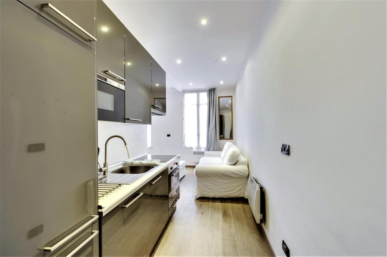 Apartment Marais Saint Paul Id 238 Paris