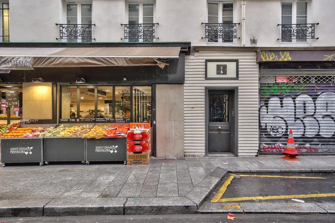 New And Bright In The Heart Of Parigi