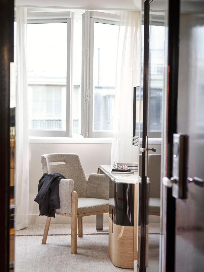 Plaza Athénée - Dorchester Collection Hotel Parigi