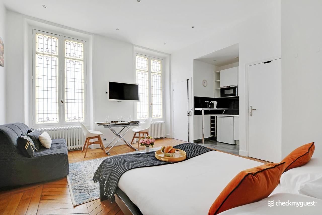 Cmg Republique / Temple Apartment