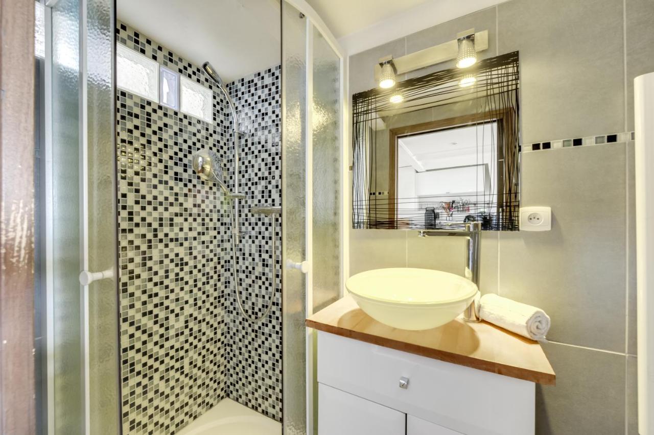 1st - Chatelet Les Halles - Rue Ferronnerie - Id 161 Parigi