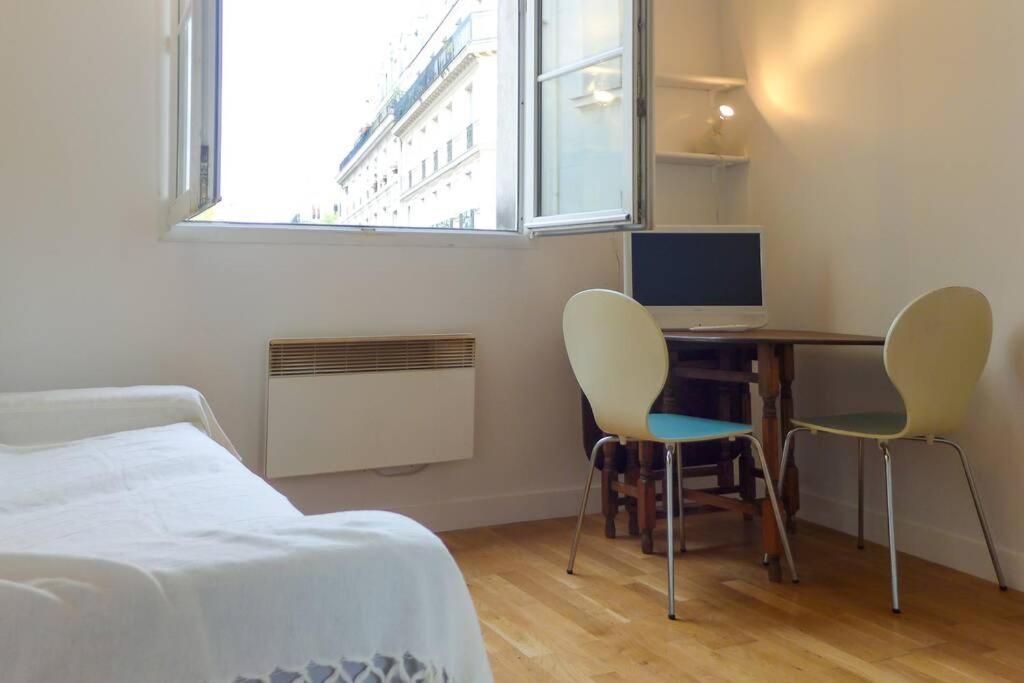 Chatelet Hyper Central Studio With Mezzanine Apartment