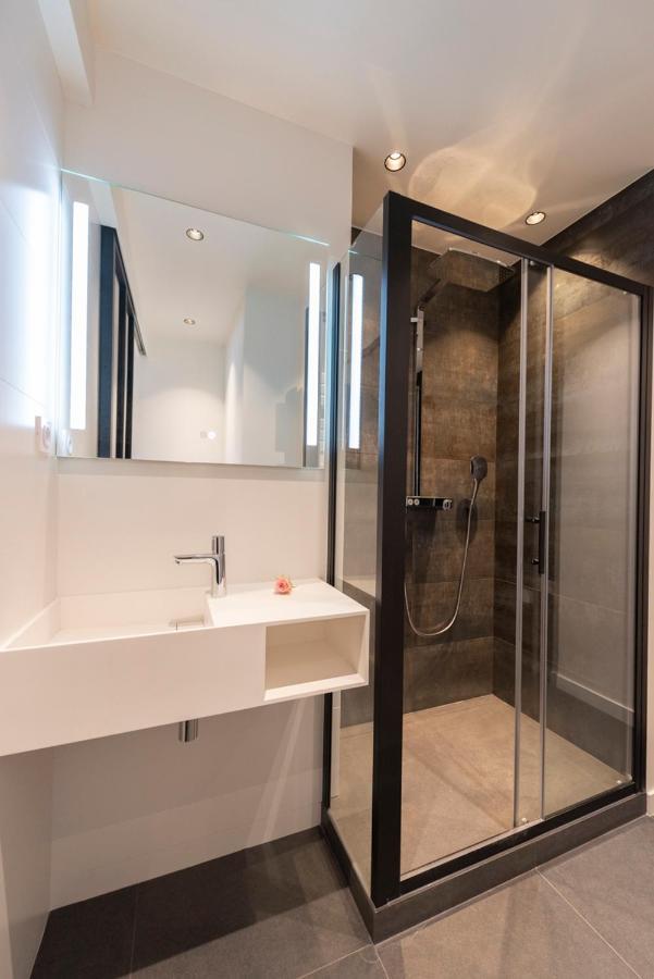 Atelier Apartment *