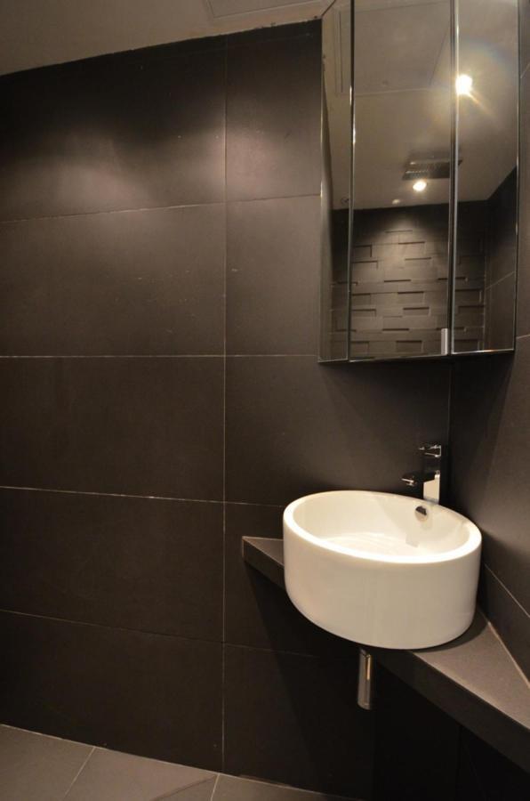 Show Apartment