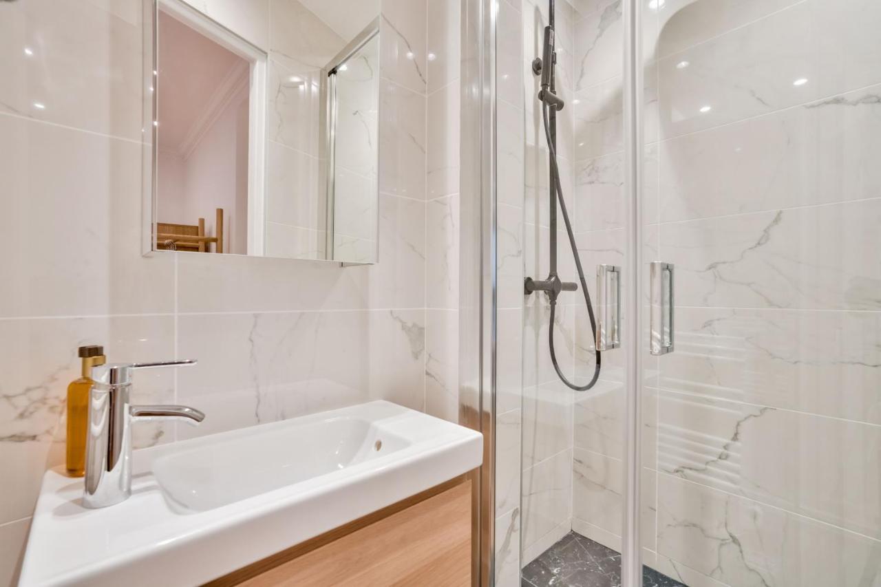 Apartment 102 - Urban Opera Picasso Paris