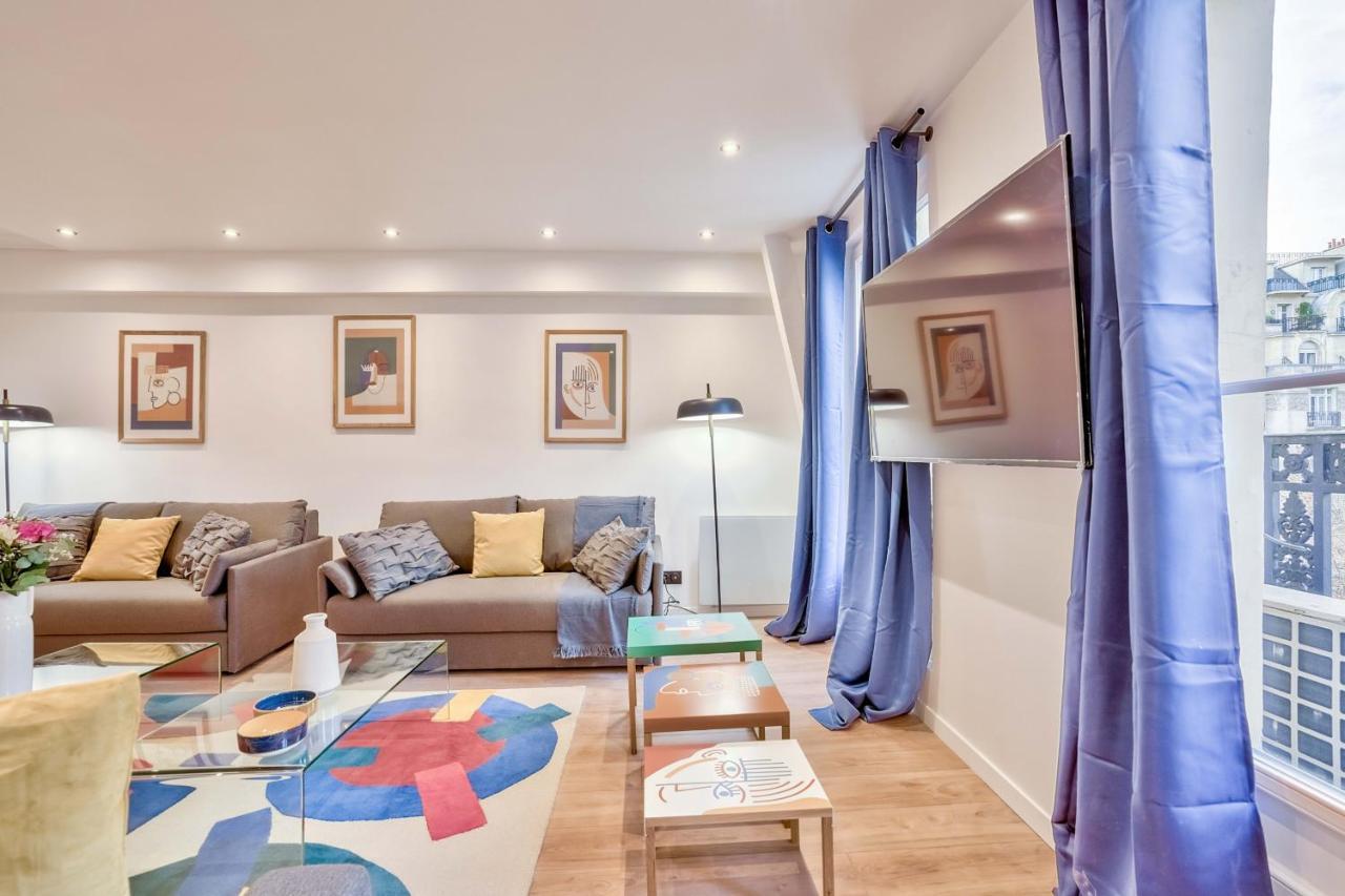 Apartment 102 - Urban Opera Picasso *
