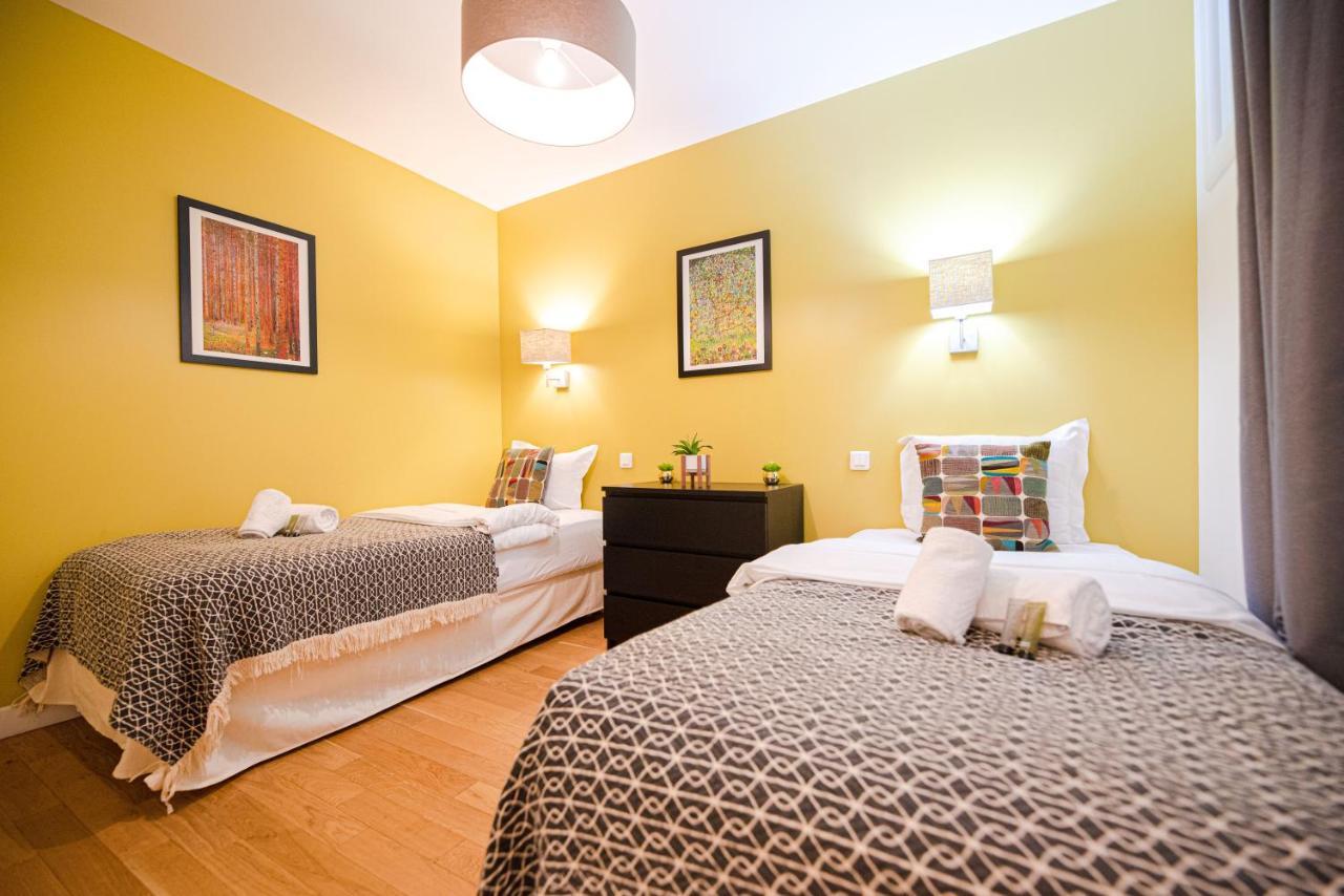 Aparthotel Mbm - Center Of