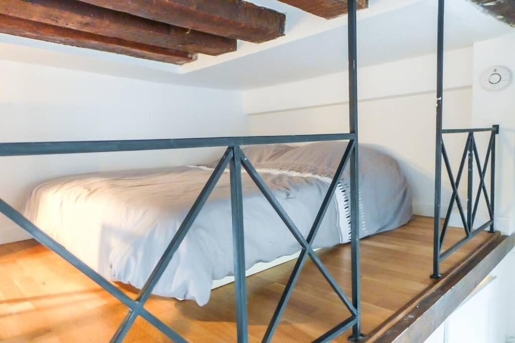 Chatelet Hyper Central Studio With Mezzanine