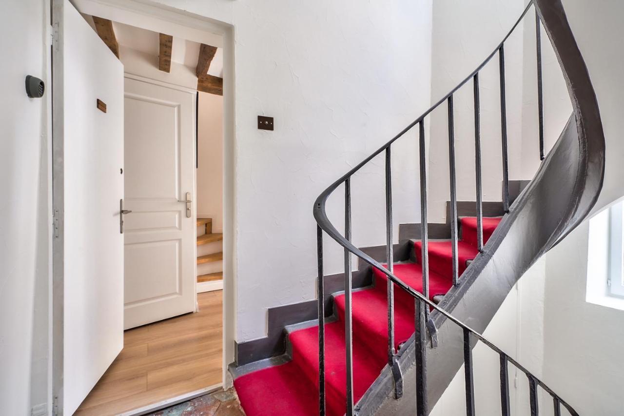New And Bright In The Heart Of Appartamento