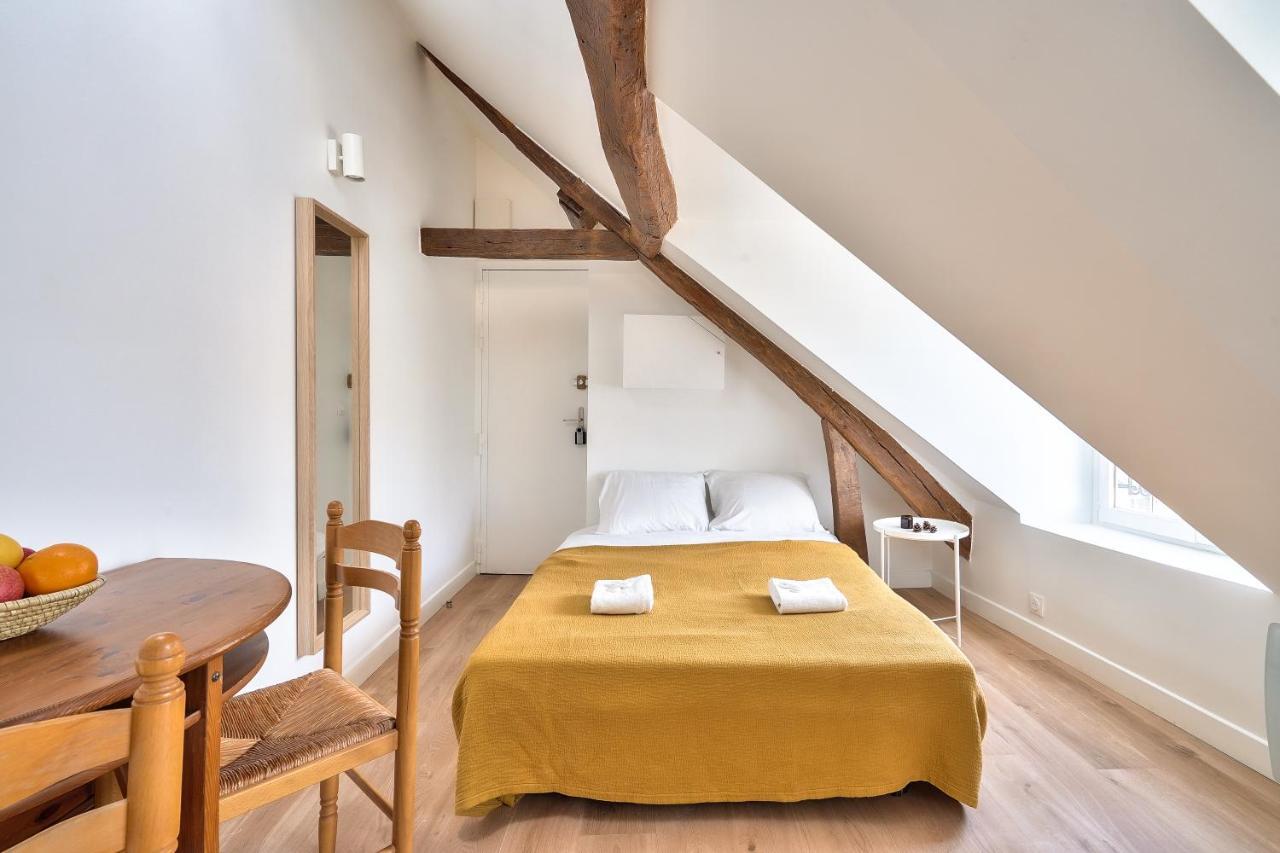 Apartment Charming 1 Bedroom In The Heart Of *