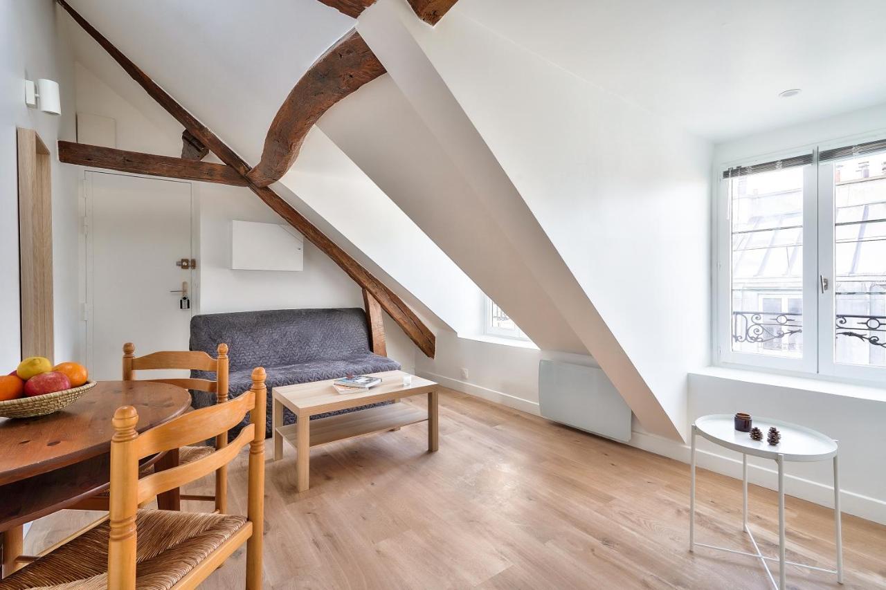 Charming 1 Bedroom In The Heart Of * Paris