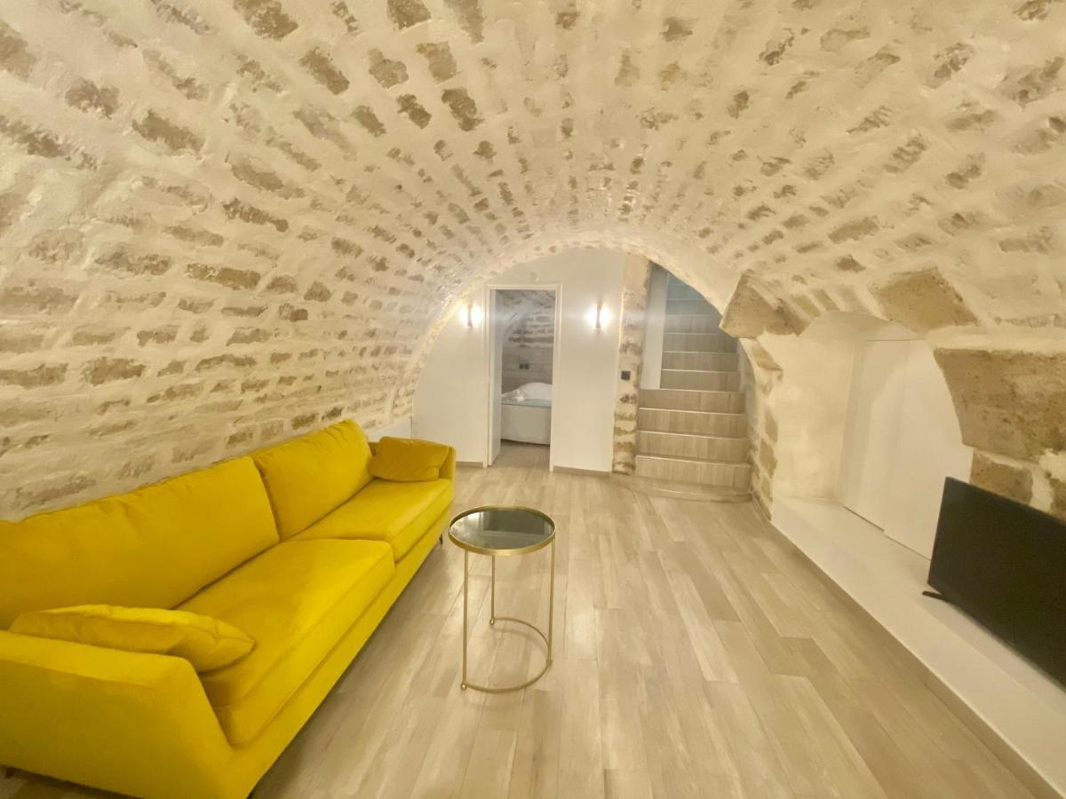 Republique Apartment