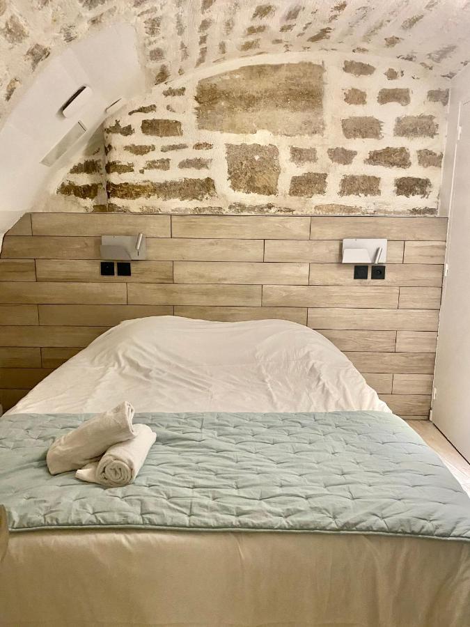 Apartment Republique Paris