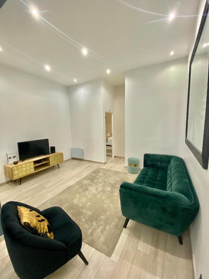 Apartment Republique