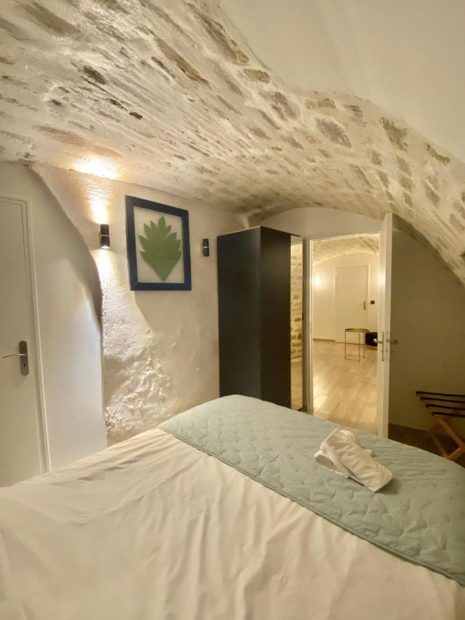 Apartment Republique Paris