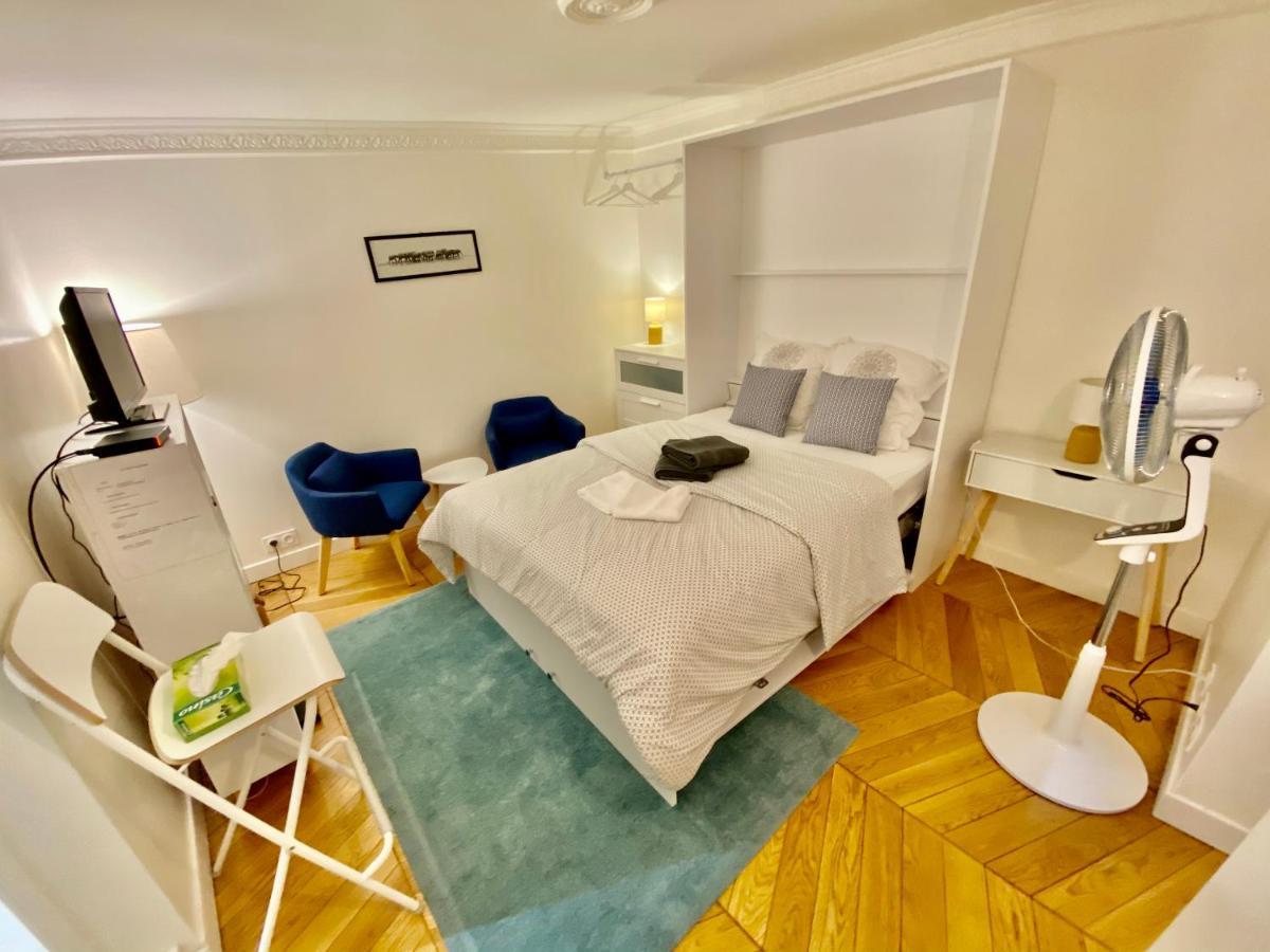 Apartment Montmartre, Studio Tres Bien Localise Paris