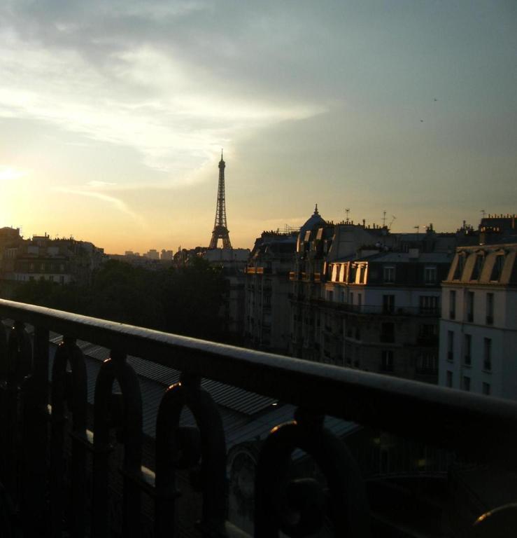 Eiffel 4*