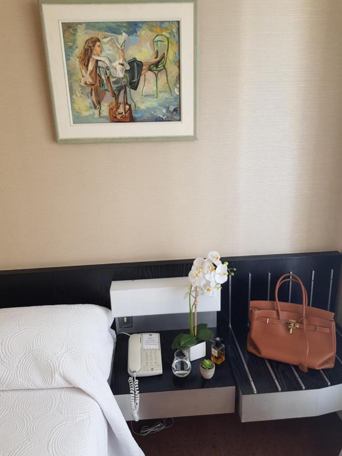 Hotel Alison 3*
