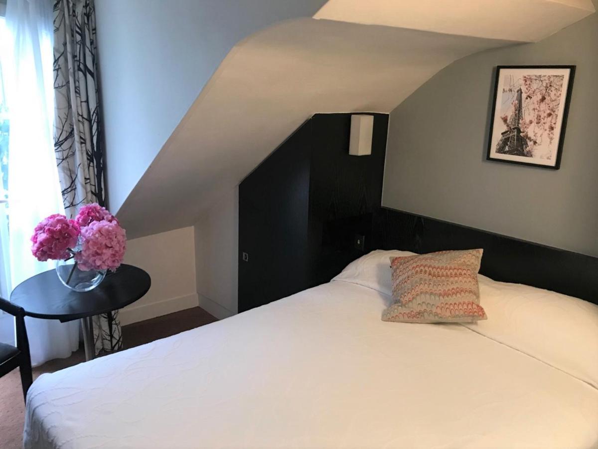 Alison Hotel