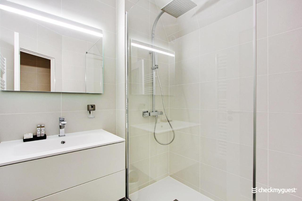 Apartment Authentic - 2br-6p - Le Marais Paris