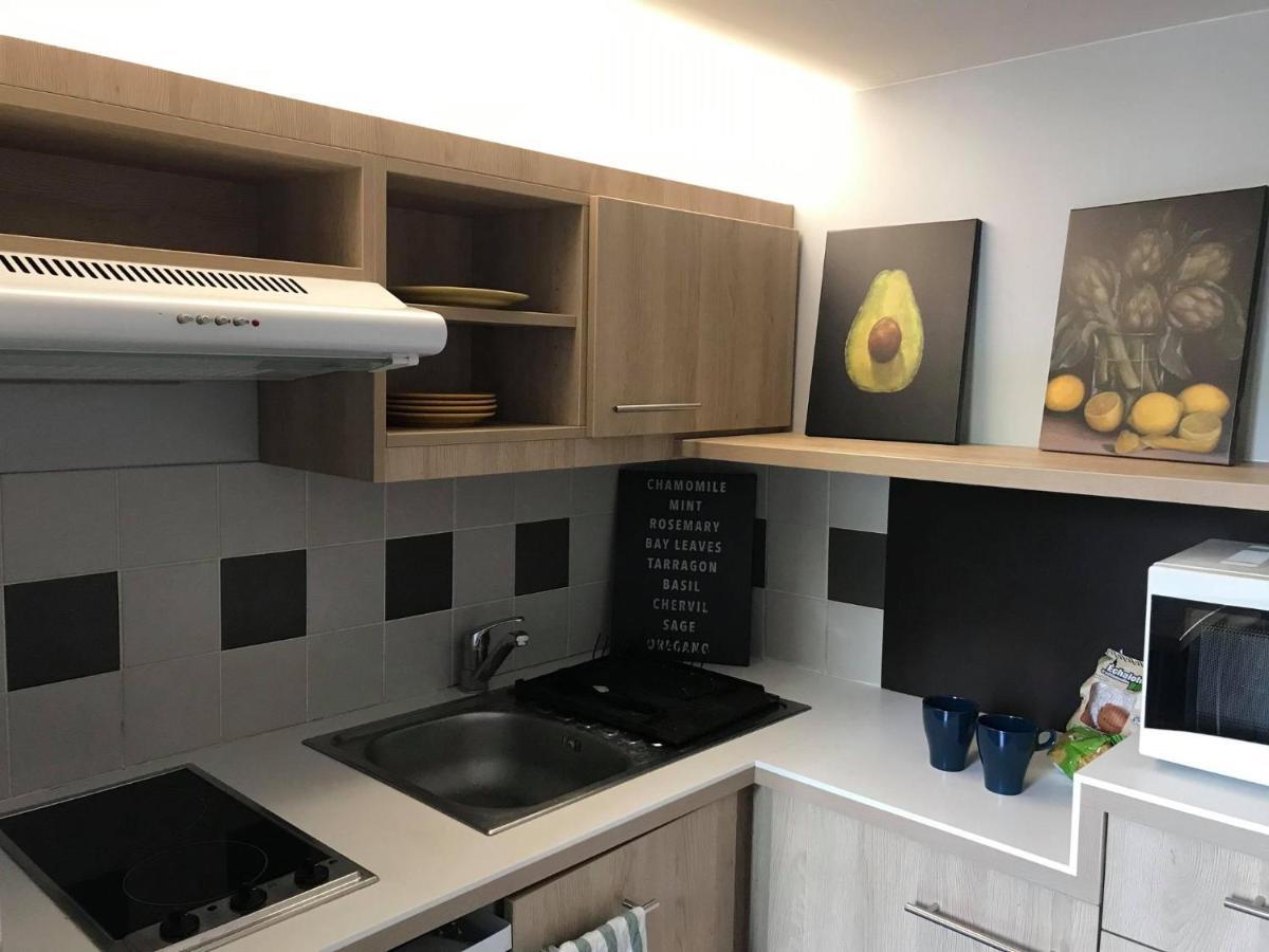 Aparthotel Maison des étudiants canadiens
