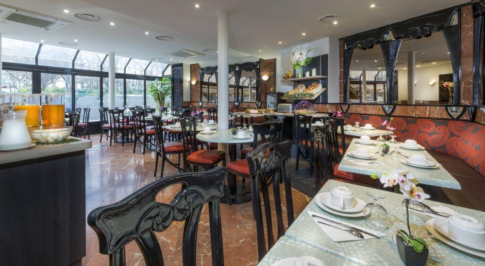Opera Lafayette 3*