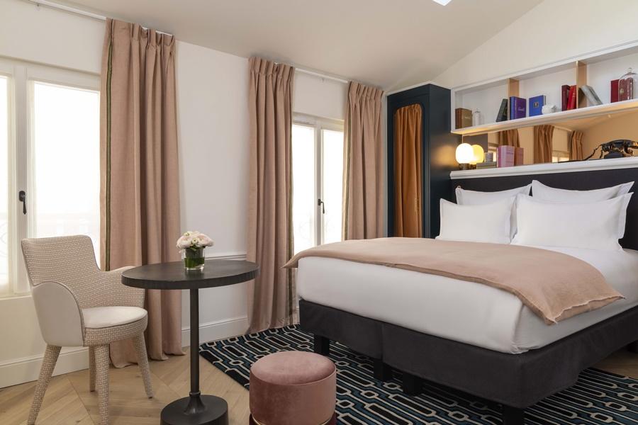 Louvre Montana 4*