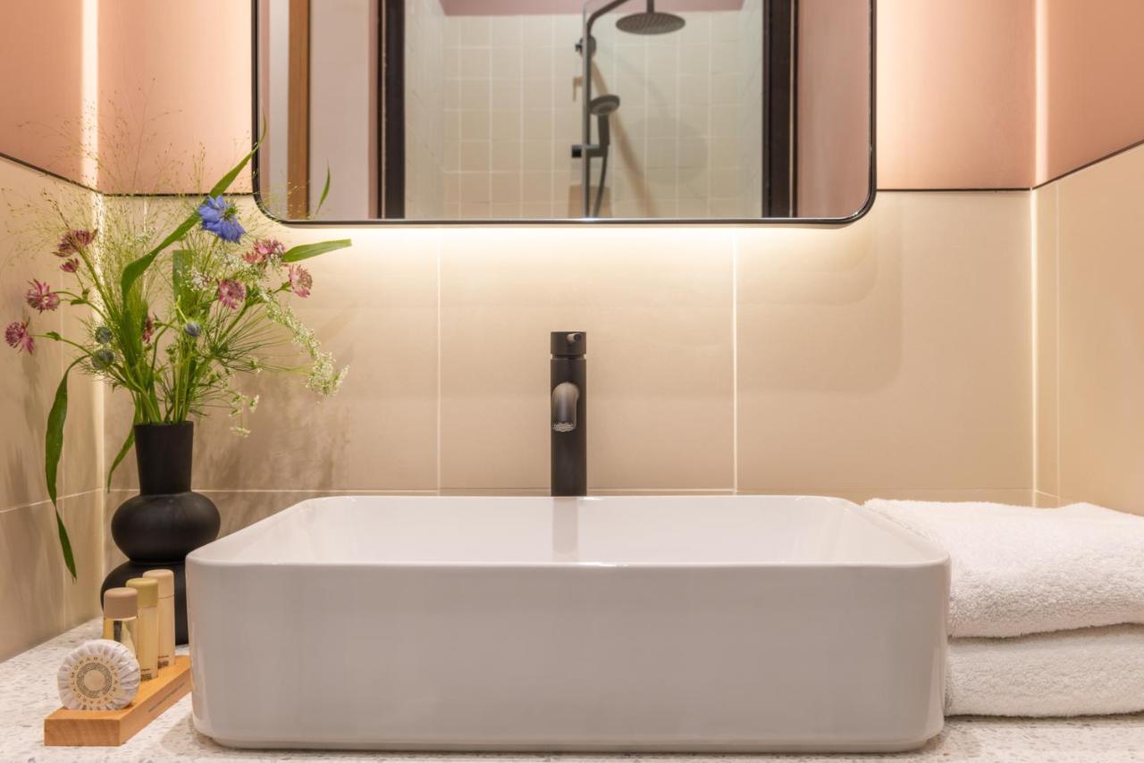 Cmg - Boutique Hotel Chambre - 4P - Auteuil/ Michel Ange Bed & Breakfast *