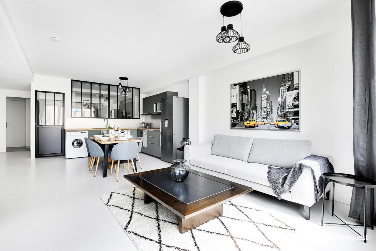 Cmg Serres/ Convention Apartment Paris