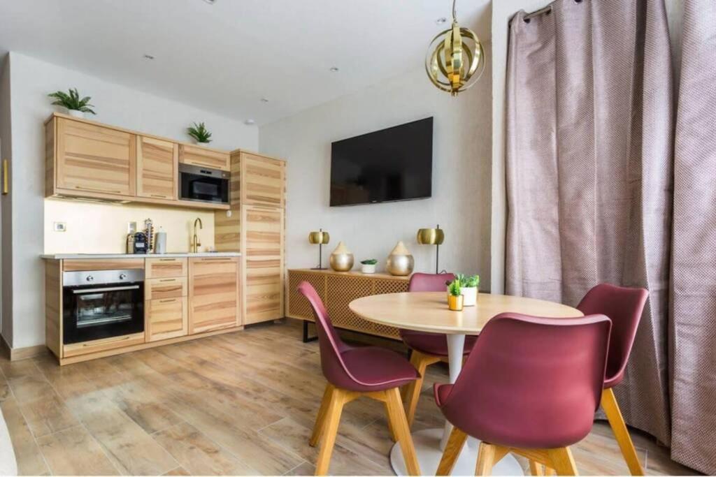 Apartment Hsh Cosy Charonne Nation I