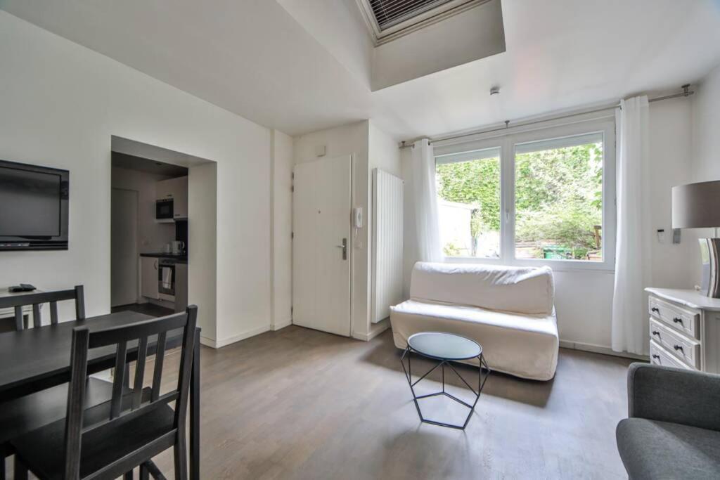 4p Calme/full Equipped/charonne/perelachese Parigi