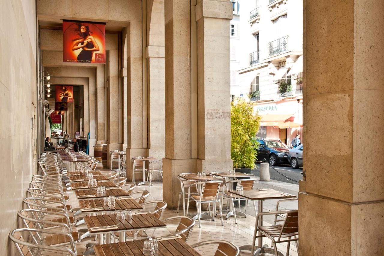 Place Du Pantheon Appartamento
