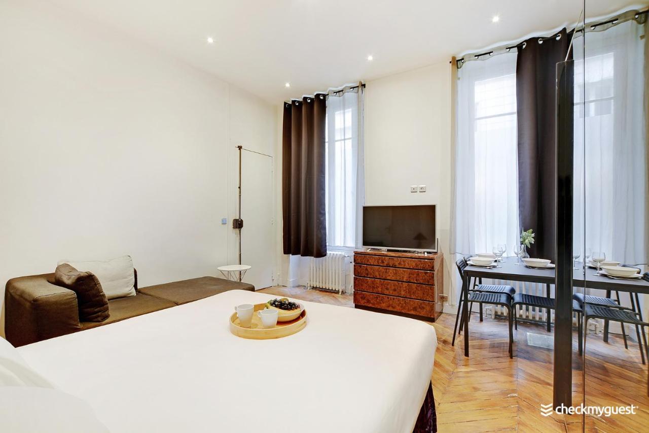 Cmg Republique / Temple