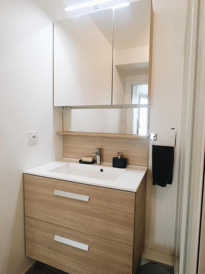 Lightful Flat Next To La *