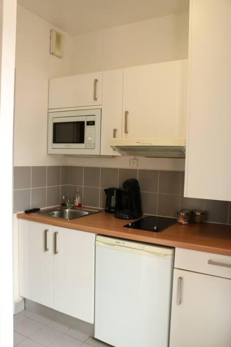 405 - Sejour Romantique Dans Un De 5 - Flat-guest Apartment Paris