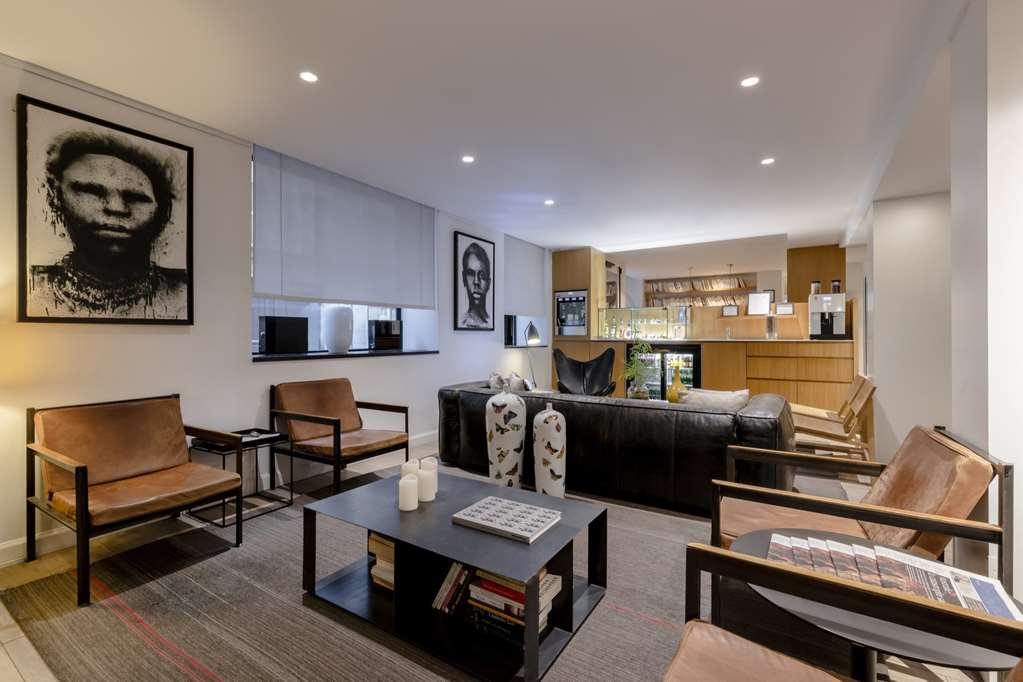 9hotel Opera