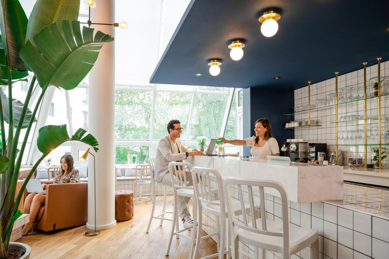 Hotel Mercure Montparnasse Pasteur 4*