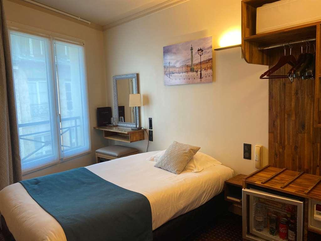 Louvre Sainte Anne Hotel 3*